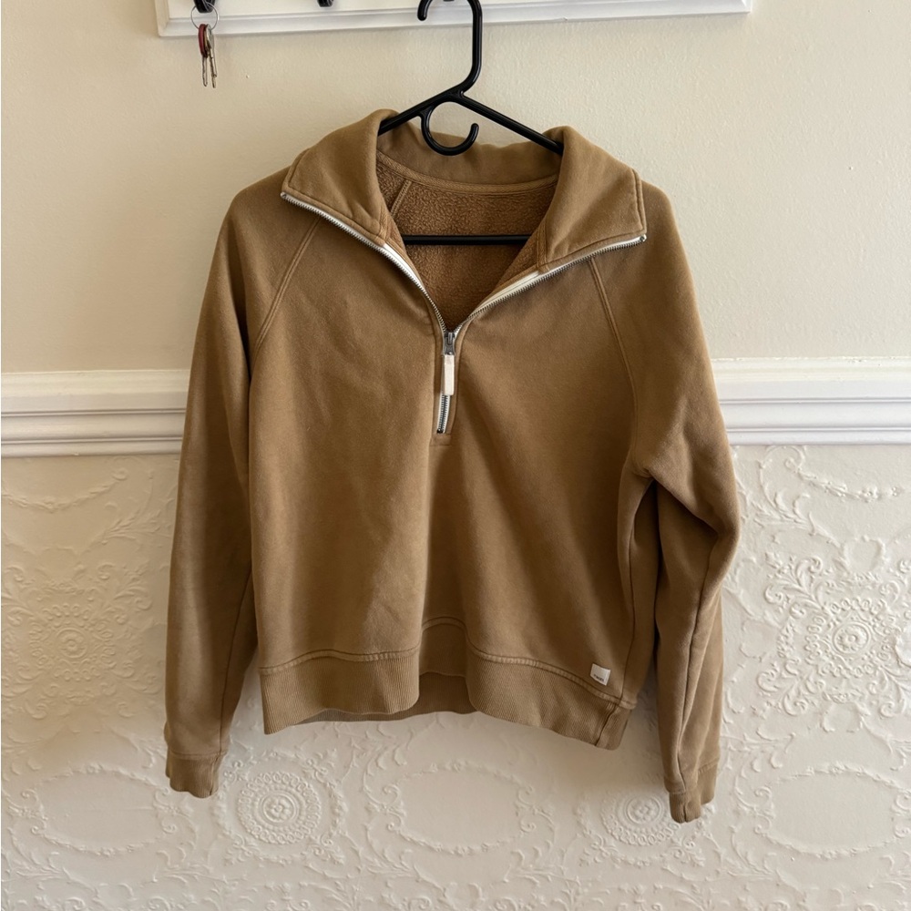 Vuori quarterzip jacket. Cropped